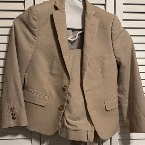Class Club Men's Beige Suit